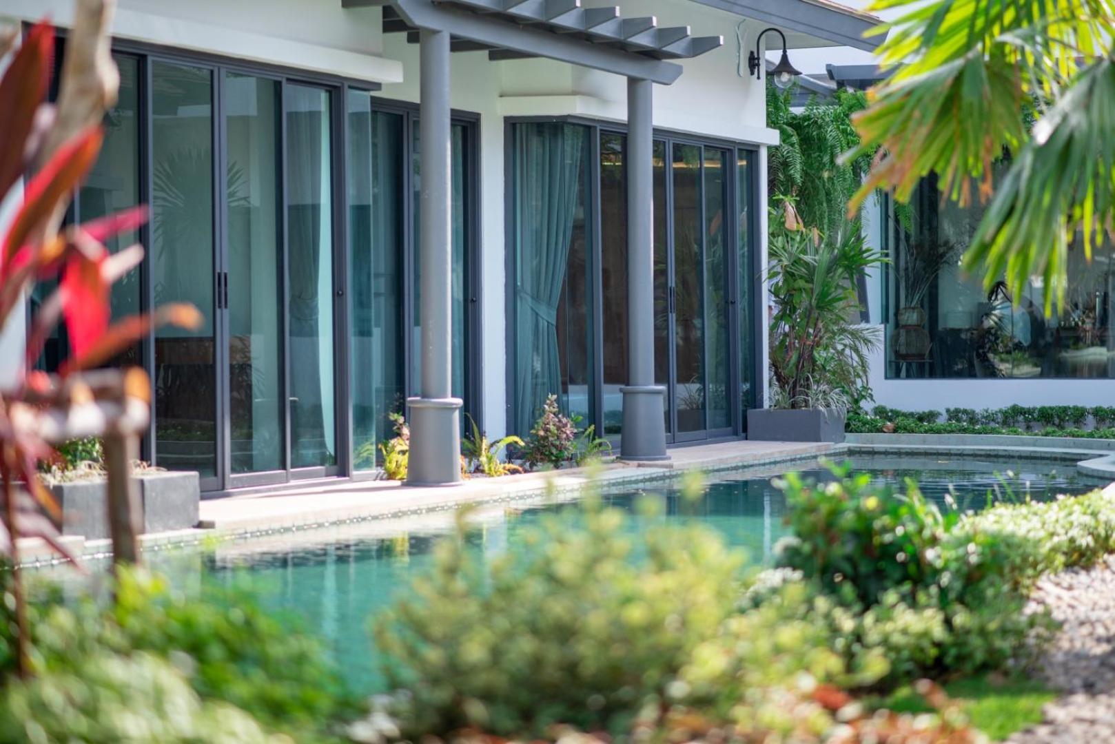 Tajh Pool Villas シャロン エクステリア 写真